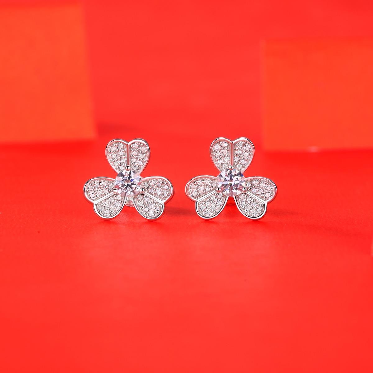 No.21 LAVESHA E11454 5A 0.3*2 CTW Moissanite S925 Earrings Studs