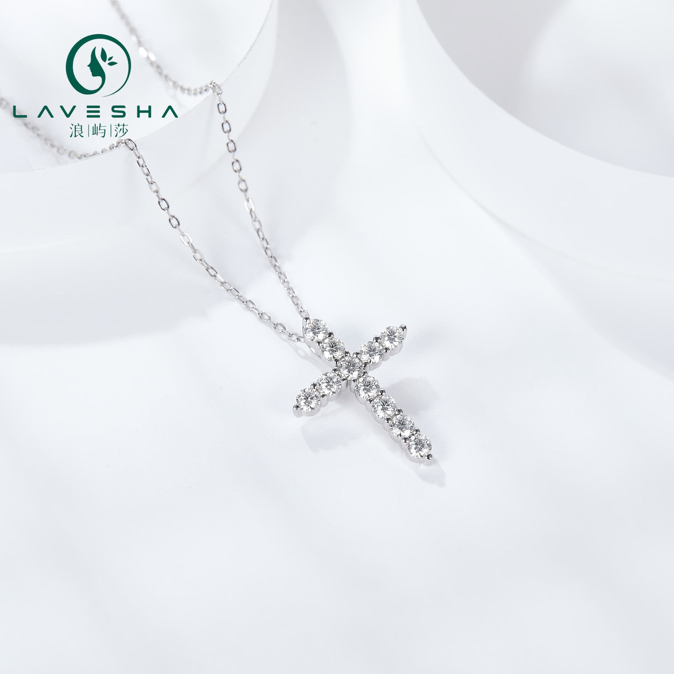 No.34 LAVESHA PM5004O S925 Cross Moissanite Necklace