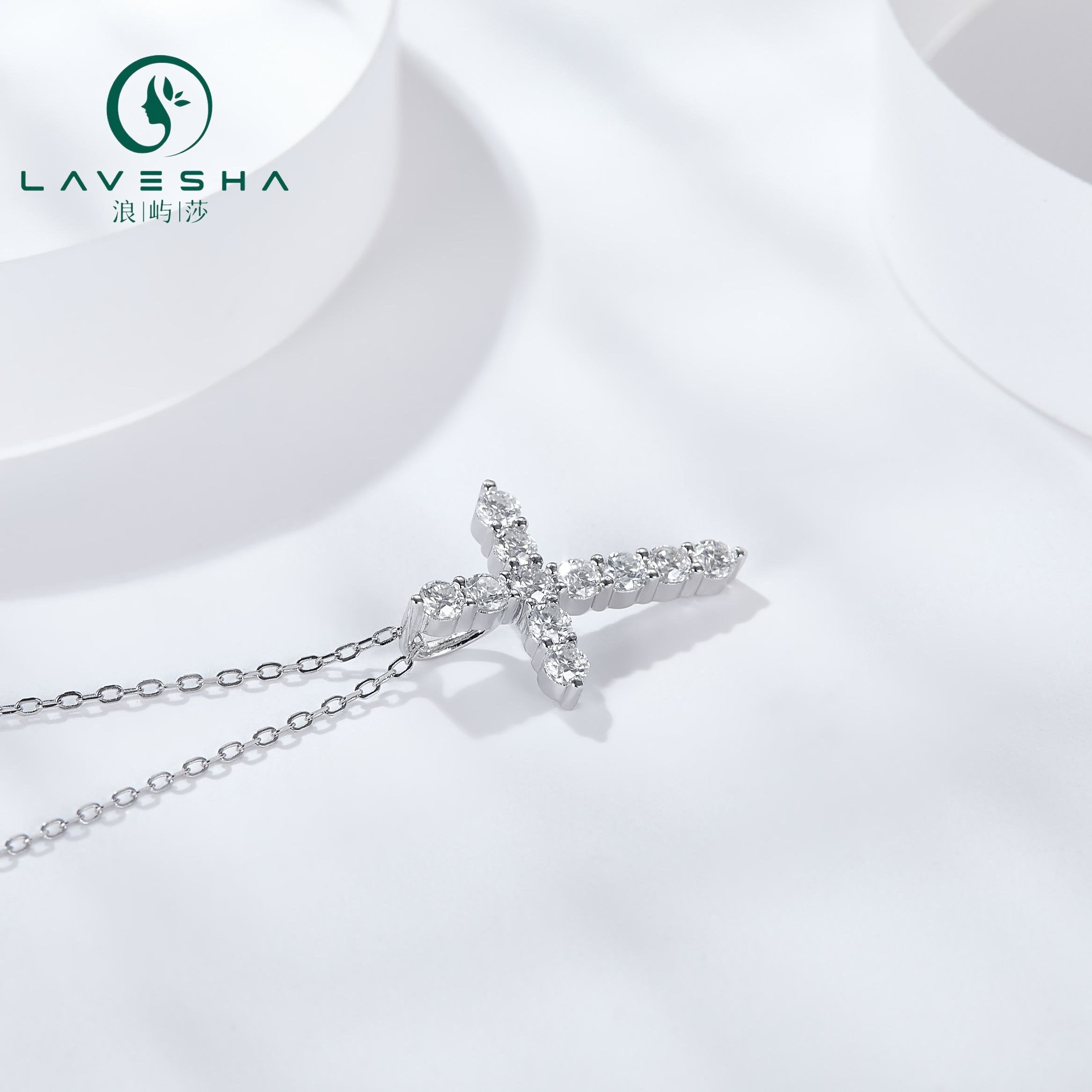 No.34 LAVESHA PM5004O S925 Cross Moissanite Necklace