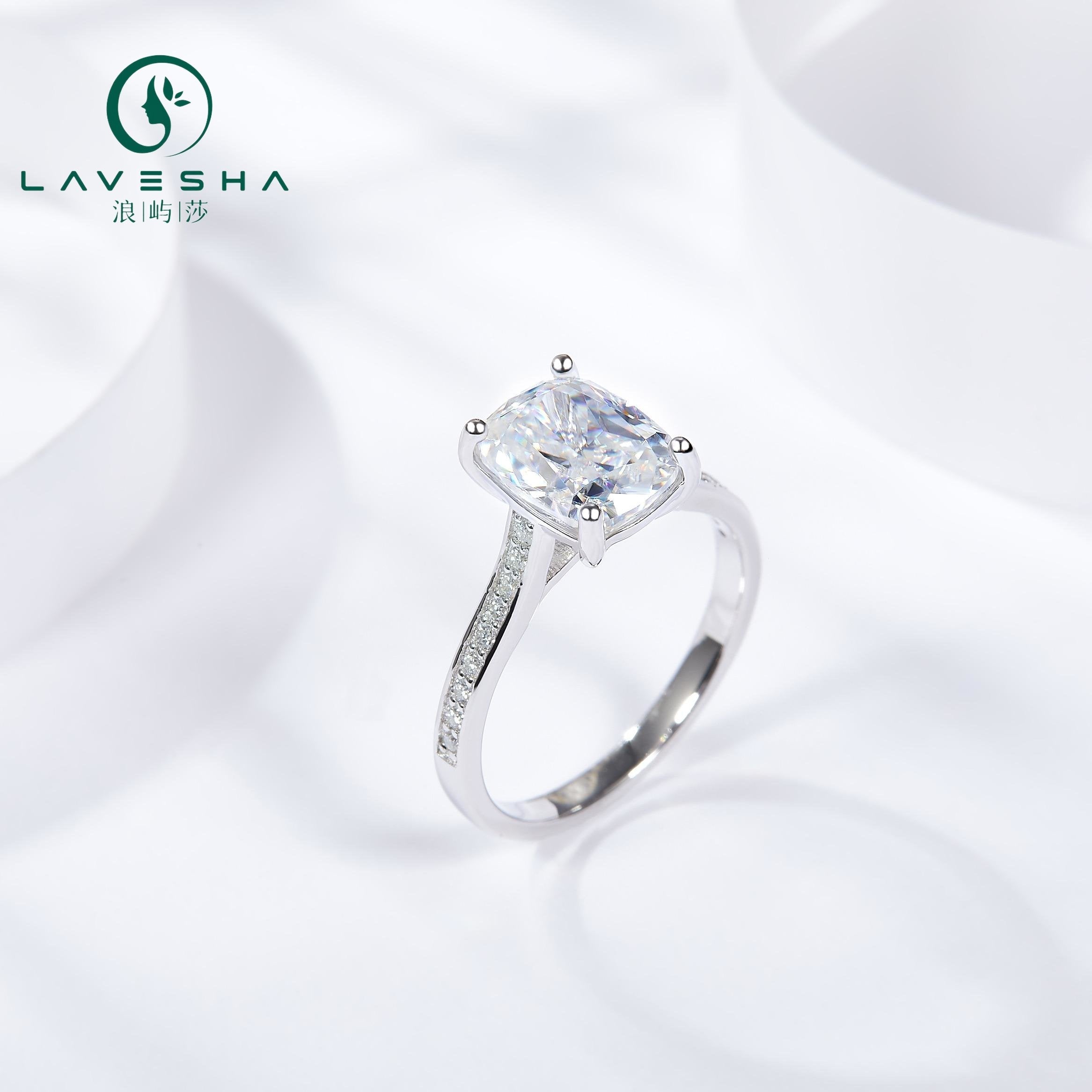 No.42 LAVESHA R3-0040 Signature Cushion 3.0 CTW 6A Moissanite 18K S925 Band Ring  with Side Stones Accents 719