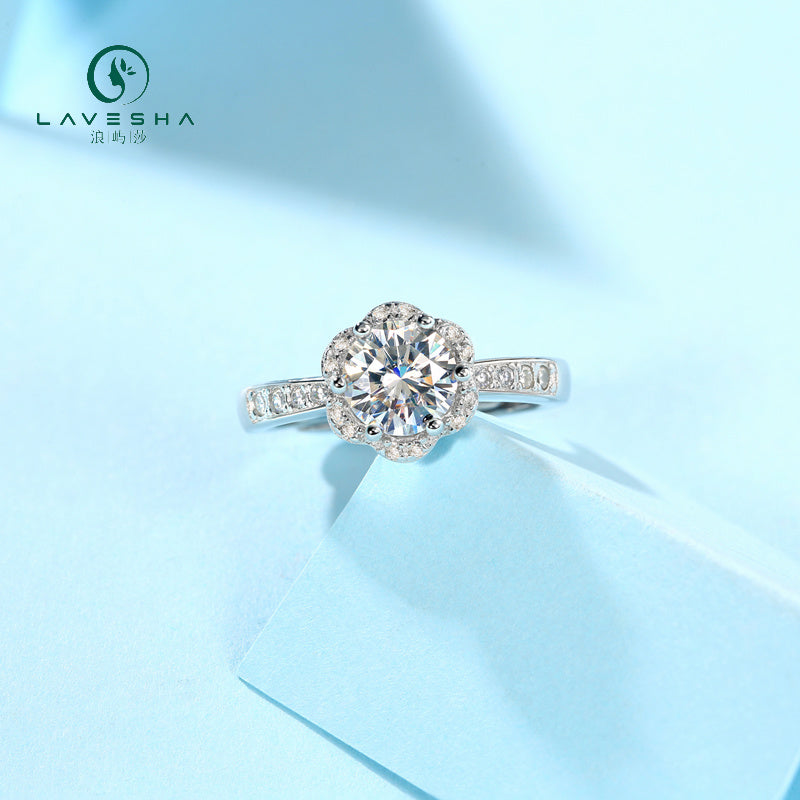 LAVESHA Women 1.0 CTW Round Moissanite S925 Adjustable Band Ring